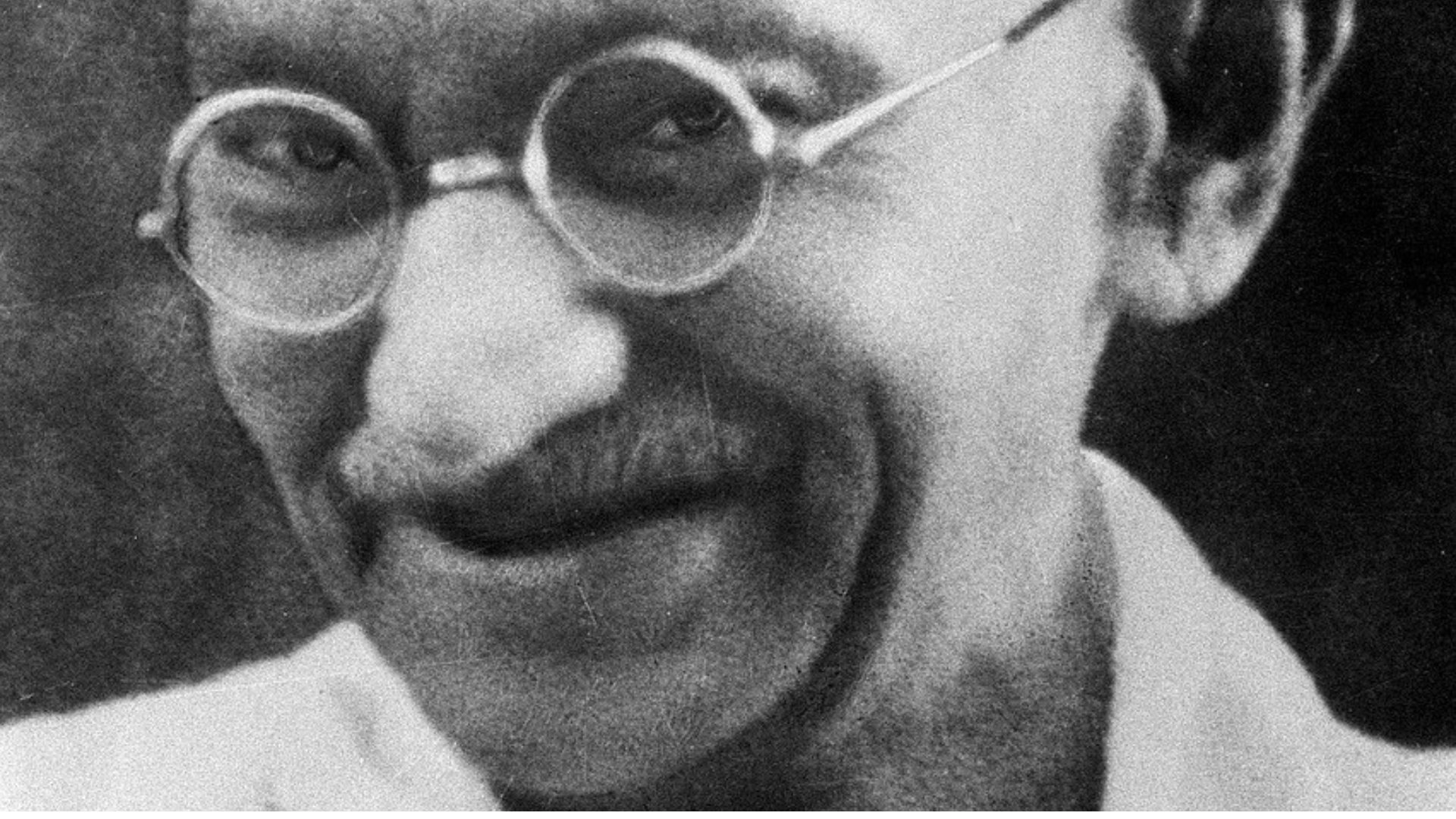 Al momento stai visualizzando Insegnamento di Gandhi: 10 princìpi di uno dei più grandi Leader Spirituali