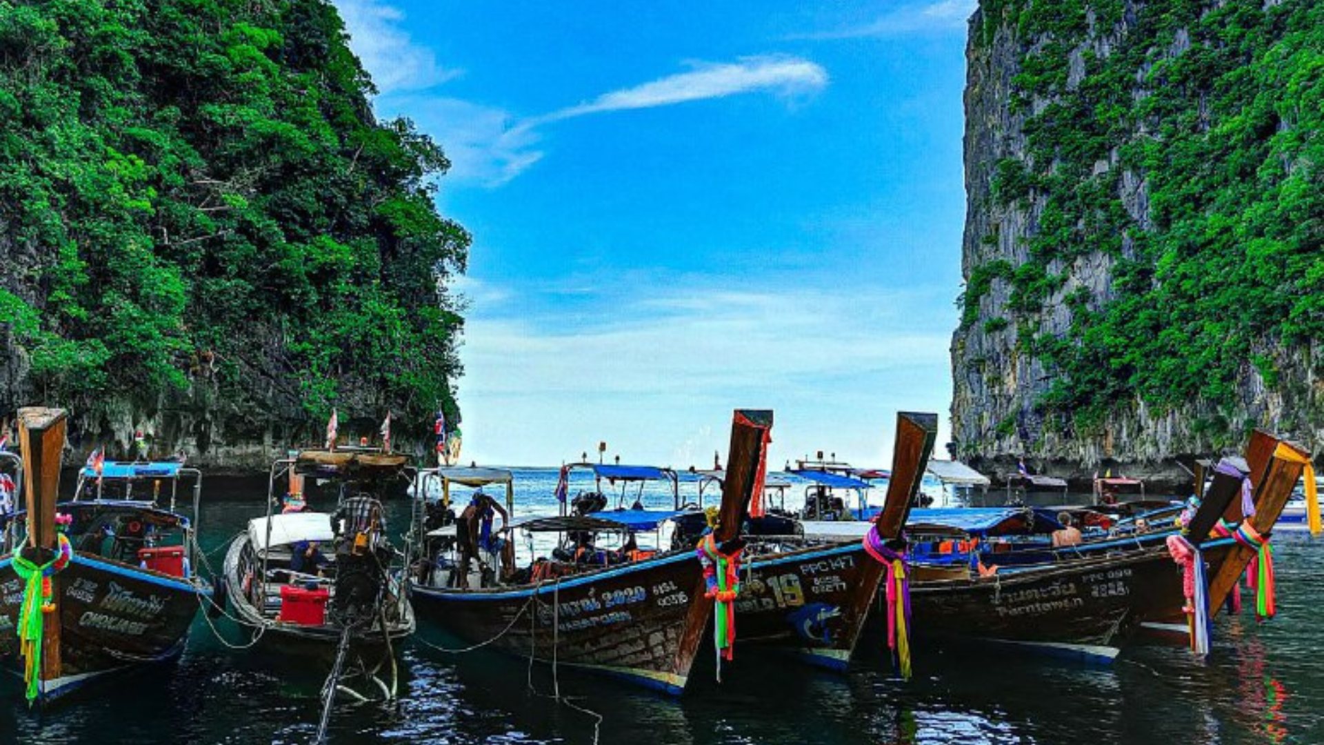 Scopri di più sull'articolo Cosa vedere a Phi Phi Island: l’isola paradisiaca che ti inebrierà il cuore e lo spirito